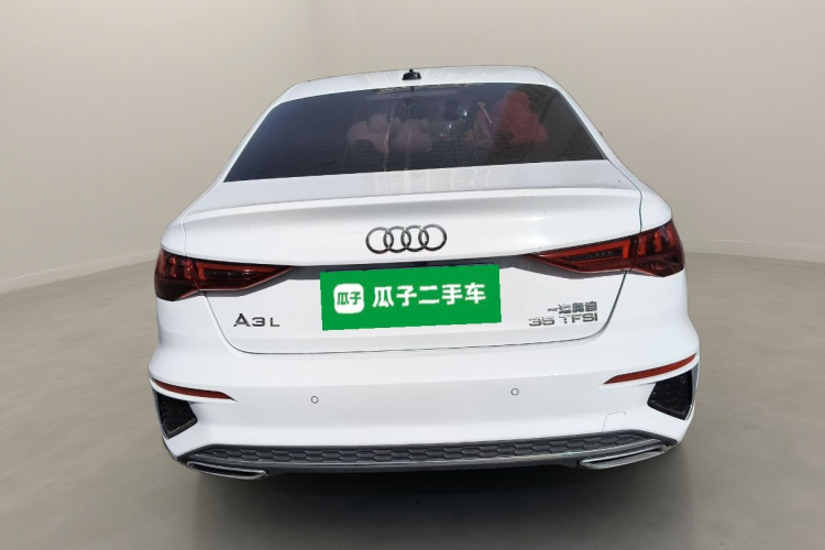奥迪A3 2023款 改款 A3L Limousine 35 TFSI 时尚运动型车身外观6