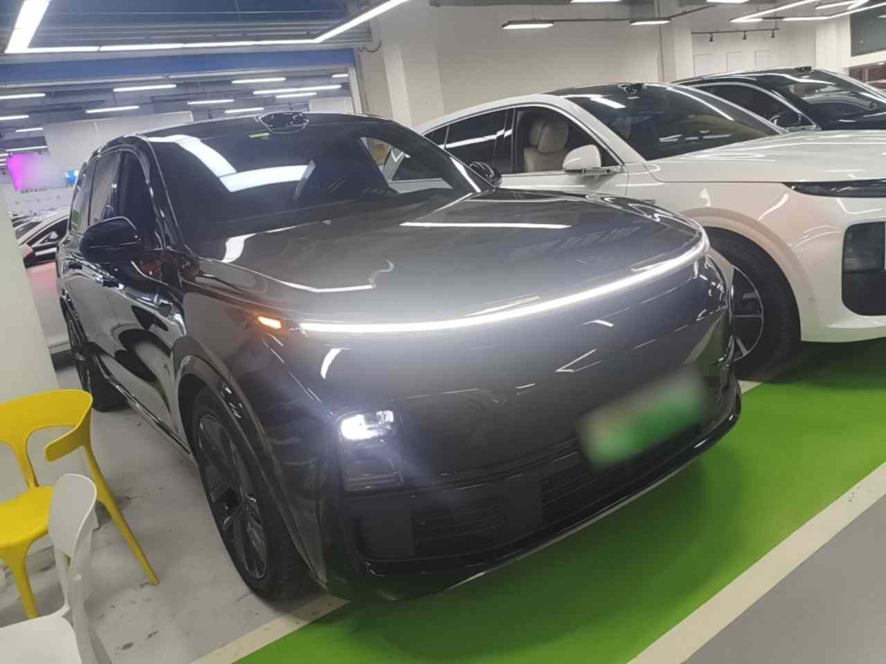 理想汽车 理想L9 2024款 Ultra(5)