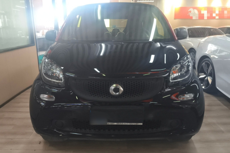 smart fortwo 2018款 1.0L 52千瓦硬顶灵动版 国V车身外观6001