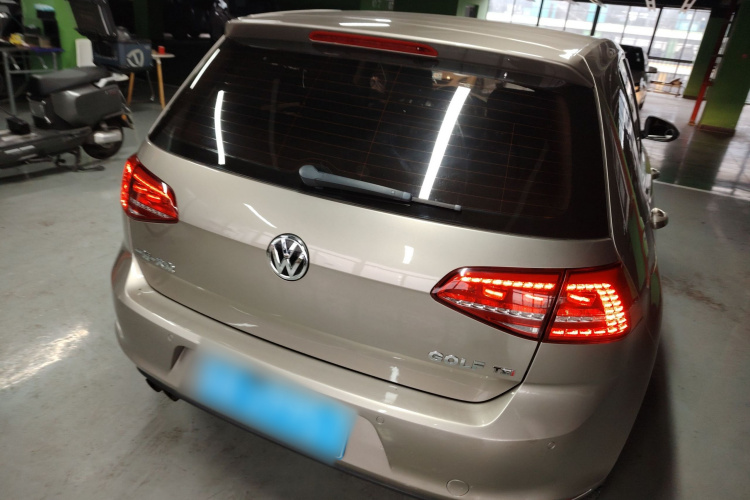 大众 高尔夫 2014款 1.4TSI 自动豪华型车身外观6004