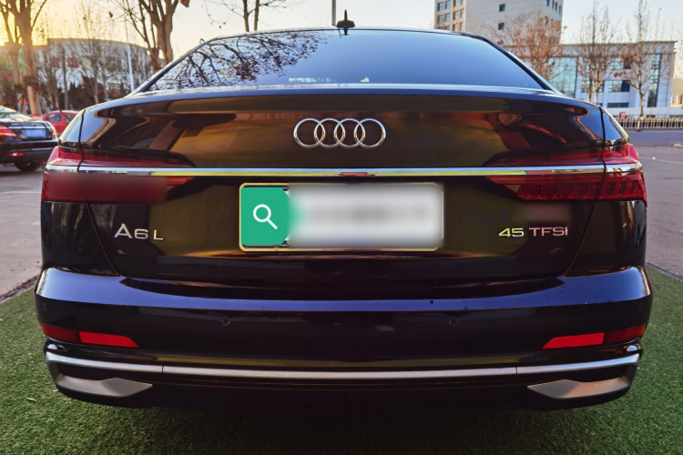 奥迪A6L 2025款 改款 45 TFSI 臻选动感型车身外观6004