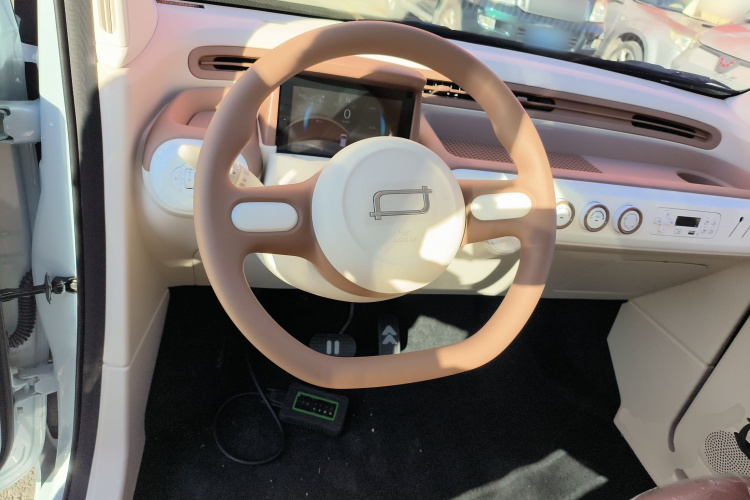 奔腾小马 2026款 222km 闪耀马中控内饰13