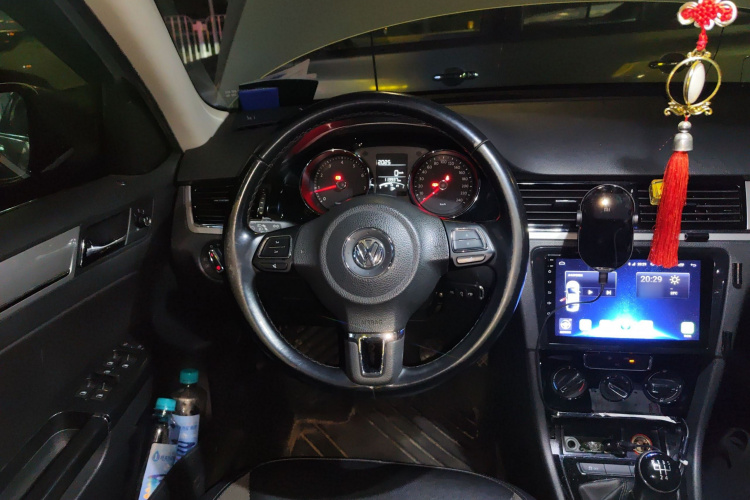 大众 宝来 2015款 质惠版 1.6L 手动舒适型中控内饰13