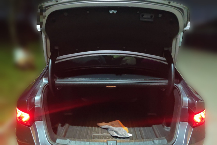 比亚迪 秦PLUS 2021款 EV 500KM 尊贵型中控内饰23