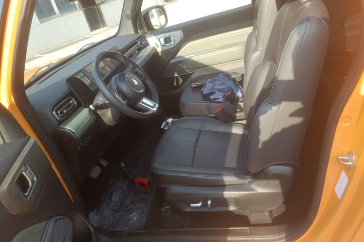 宝骏悦也 2023款 旗舰版局部细节19