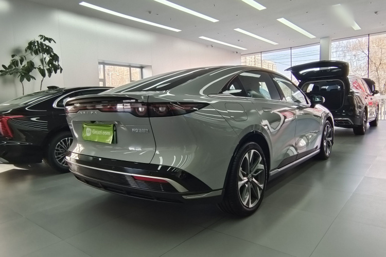 马自达EZ-6 2024款 增程200智尊版车身外观6008