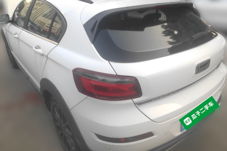 观致3 2016款 都市SUV 1.6T 自动致悦型车身外观5