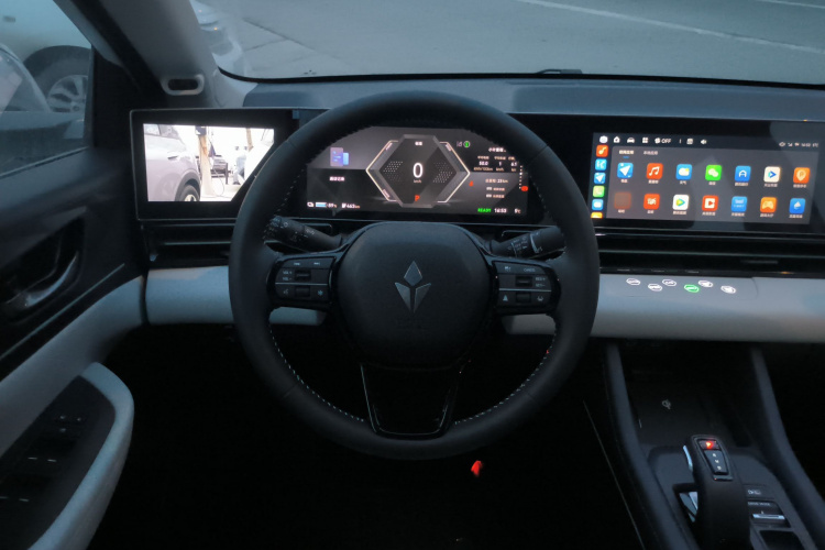 灵悉L 2024款 头号玩家版中控内饰13