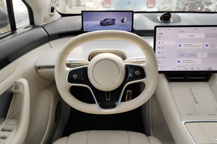 鸿蒙智行 智界R7 2024款 纯电 736km UItra中控内饰13