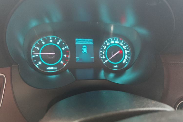 江汽集团 瑞风M5 2016款 2.0T 汽油自动公务版局部细节14