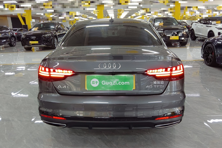 奥迪A4L 2023款 40 TFSI 豪华动感型车身外观6