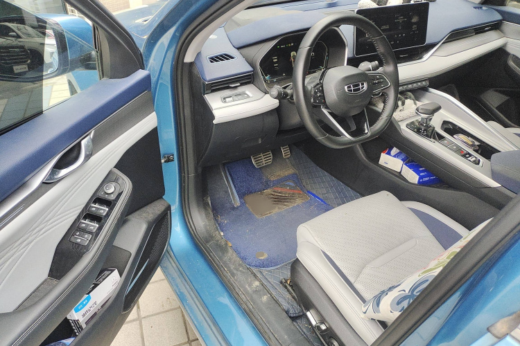 吉利汽车 星瑞 2021款 改款 2.0TD 尊贵型中控内饰7003