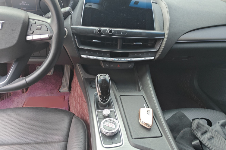 凯迪拉克CT5 2021款 28T 豪华型中控内饰7002