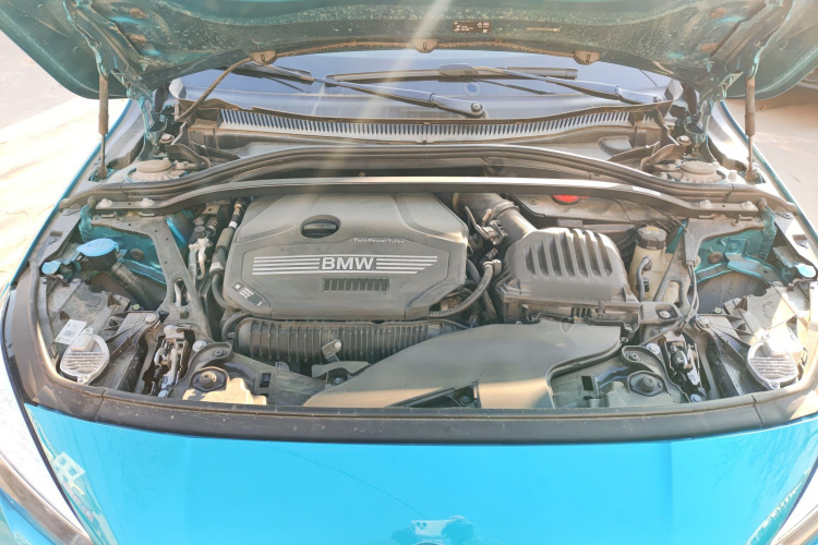 宝马2系(进口) 2021款 225i 四门轿跑车 M运动套装机舱底盘24