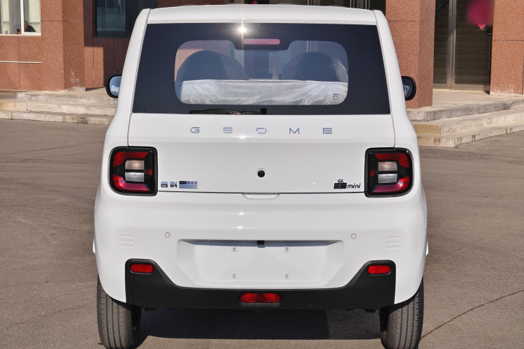 吉利银河 2024款 熊猫mini 200km 耐力熊车身外观6004