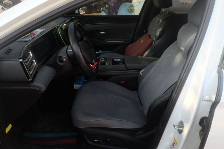 比亚迪 秦L 2024款 DM-i 80KM超越型中控内饰19