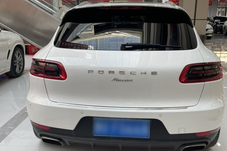 保时捷 2014款 Macan 2.0T车身外观6005