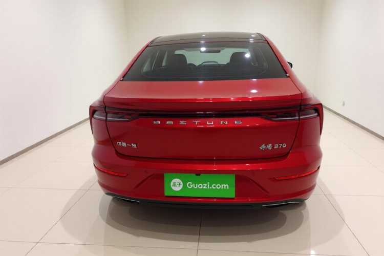 奔腾B70 2021款 1.5T 自动驭享型车身外观6