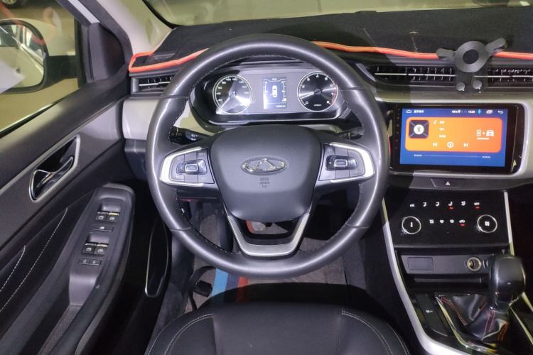 奇瑞 艾瑞泽5 2019款 改款PRO 1.5L 手动青春版 国VI中控内饰13