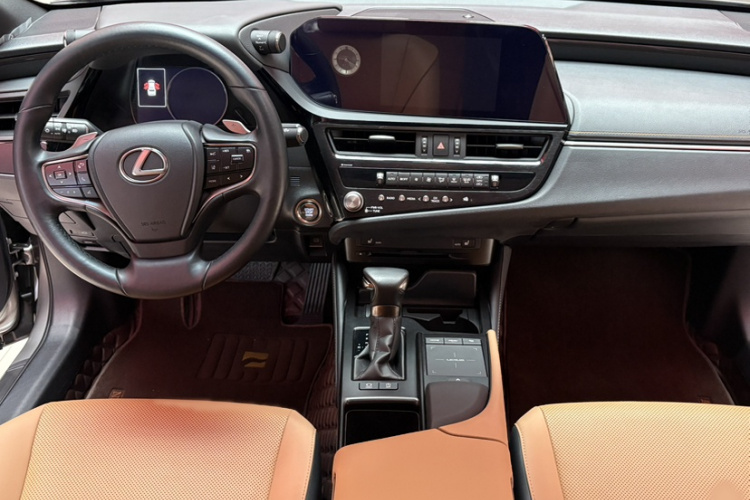 雷克萨斯ES 2021款 200 卓越版中控内饰7004