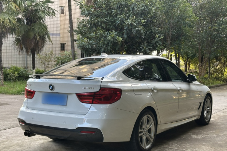 宝马3系GT 2019款 320i M运动型车身外观6003