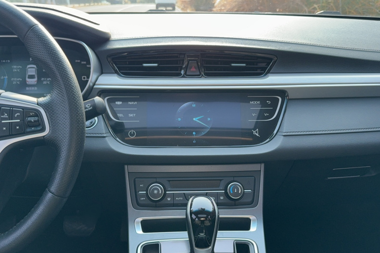 吉利汽车 帝豪 2018款 1.5L CVT向上互联版局部细节16