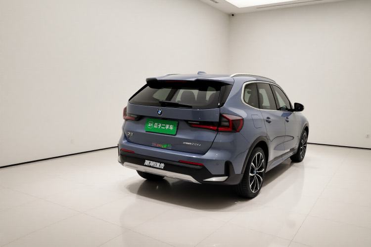 宝马X1 2024款 sDrive25Li X设计套装车身外观7