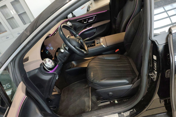 奔驰EQS 2022款 改款 450+ 先锋版中控内饰19