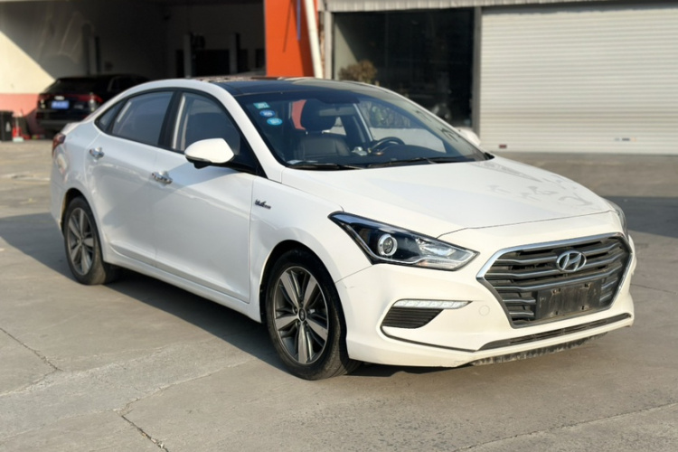 现代 名图 2017款 1.6T 自动旗舰型TOP 国V车身外观6006