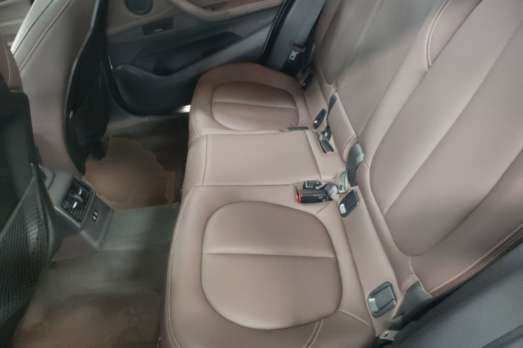 宝马X1 2020款 sDrive25Li 领先型中控内饰21