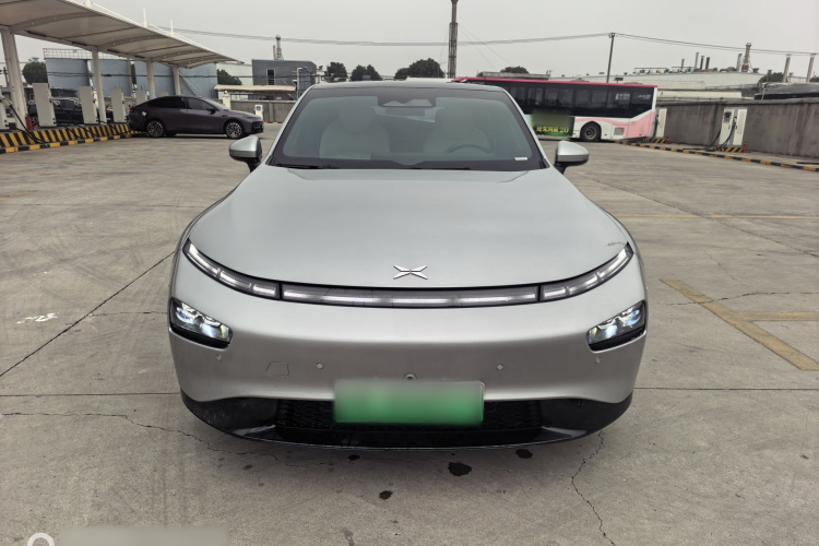 小鹏P7 2020款 670E车身外观6005