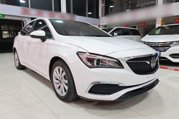 别克 威朗 2018款 三厢 15S 自动进取型车身外观3