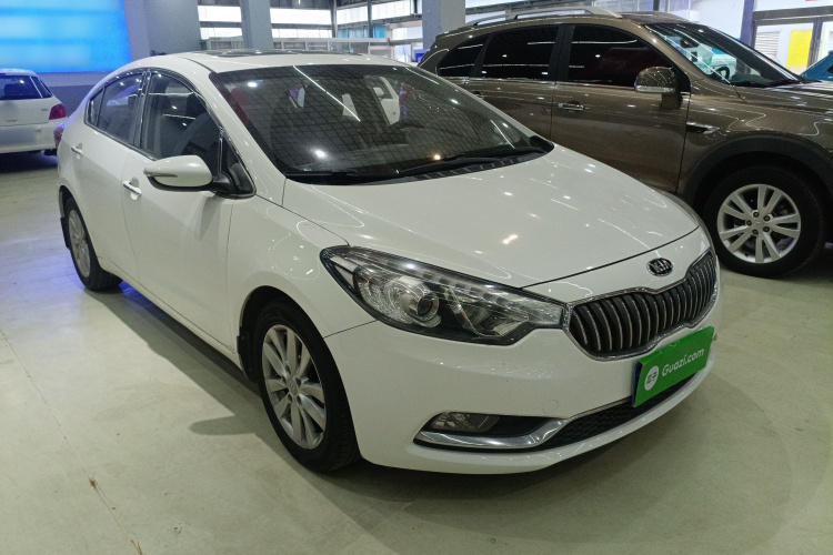 起亚K3 2015款 1.6L 自动GLS车身外观3