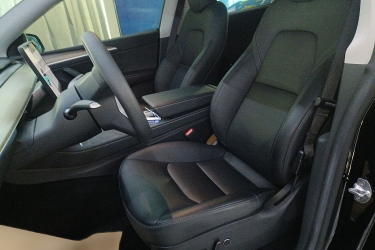 特斯拉 Model Y 2022款 改款 后轮驱动版局部细节19