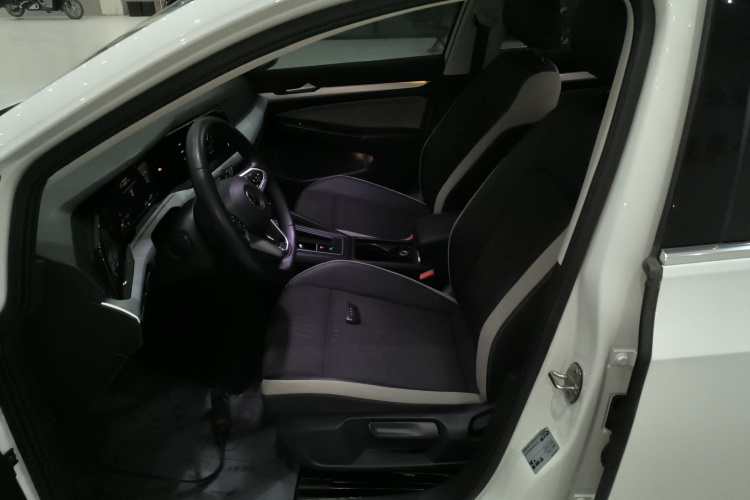 大众 高尔夫 2023款 改款 280TSI DSG Pro中控内饰19