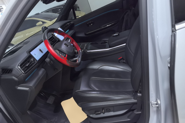 蔚来EC6 2020款 430KM 运动版中控内饰19