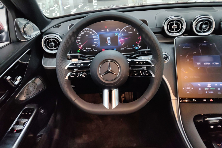 奔驰C级 2023款 改款二 C 260 L 运动版中控内饰13