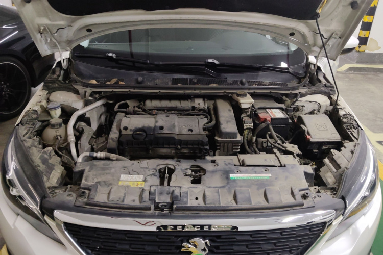 标致308 2016款 1.6L 手动时尚版局部细节24