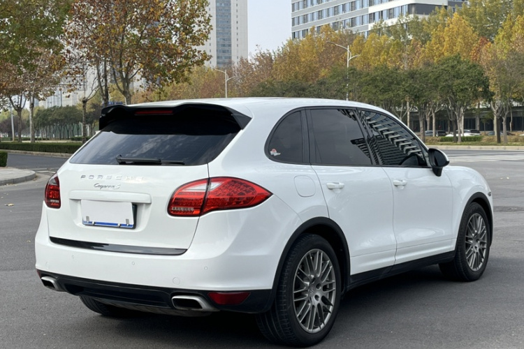 保时捷 2011款 Cayenne S 4.8L车身外观6005