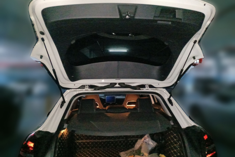 奔驰GLA 2018款 GLA 200 时尚型局部细节23