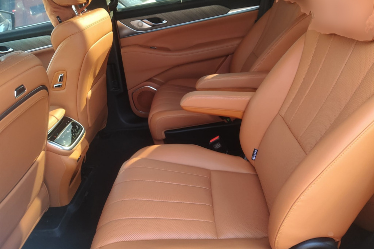 魏牌 蓝山 2023款 四驱超长续航版中控内饰21