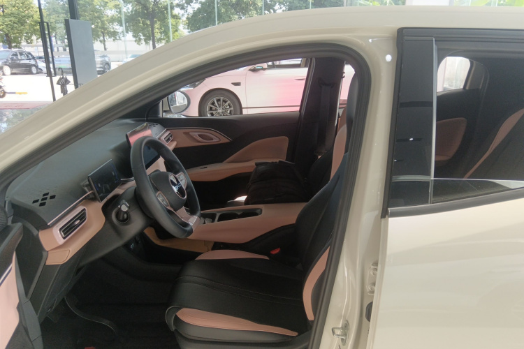 比亚迪 海鸥 2025款 305km 活力版中控内饰19