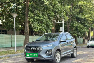 奇瑞 瑞虎3X 2021款 改款 PLUS 1.5L 手动痛快红枣版