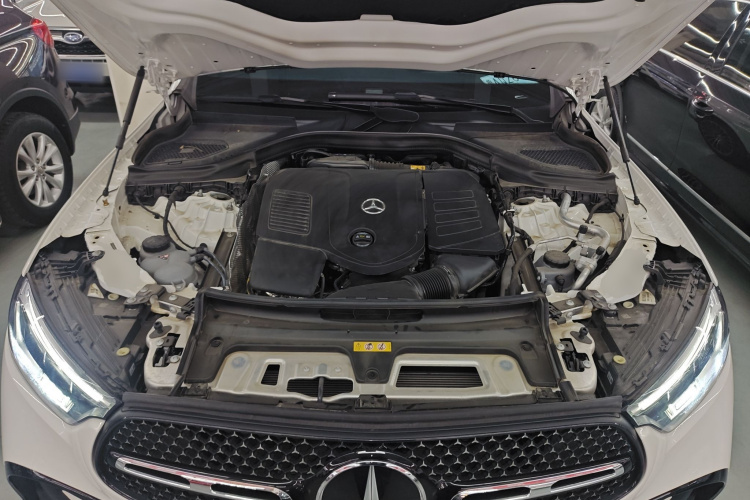 奔驰GLC轿跑 2024款 GLC 300 4MATIC 轿跑SUV局部细节24
