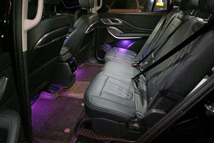 红旗HS7 PHEV 2024款 2.0T PHEV 四驱旗畅版 7座中控内饰21