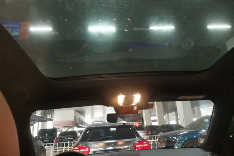 奔驰GLB 2020款 GLB 180 时尚型局部细节22