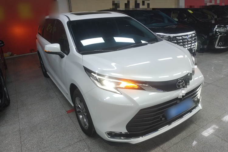 丰田 赛那SIENNA 2024款 2.5L混动 舒适版车身外观6002