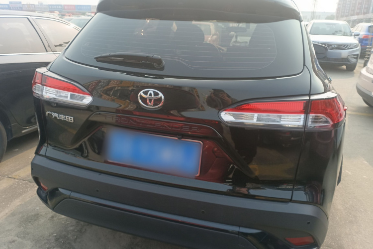 丰田 锋兰达 2023款 2.0L CVT精英版车身外观6004