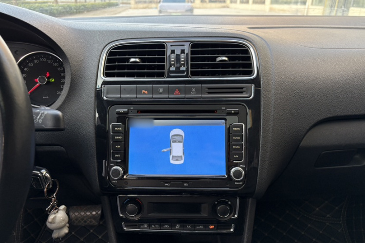 大众 Polo 2014款 1.6L 自动豪华版局部细节16