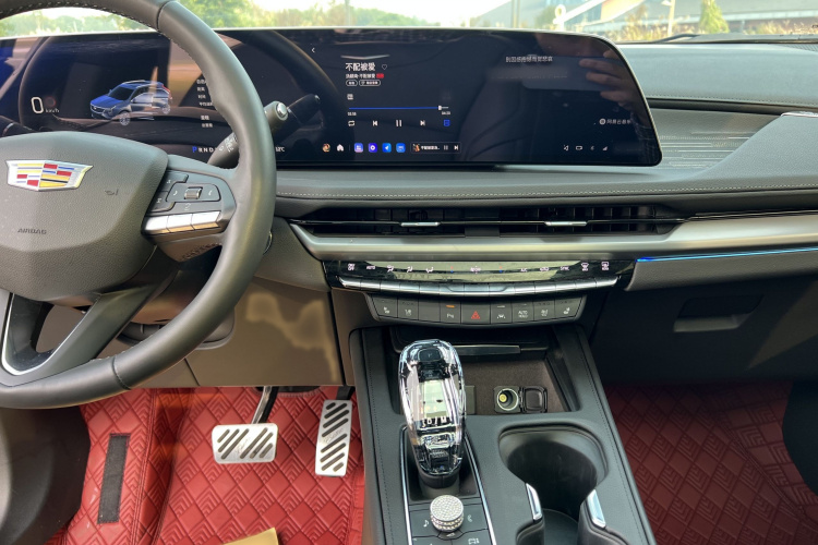 凯迪拉克XT4 2024款 28T 两驱尊贵型局部细节16